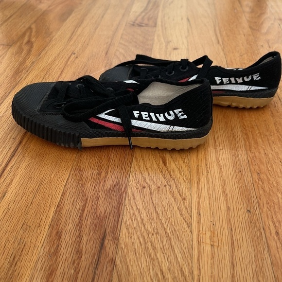 Feivue Unisex Canvas Martial Arts / Kung Fu Shoes - Black, Size 1 Kids ; 32 EU - Picture 7 of 10